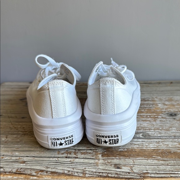 Converse White Sneakers Minimalist Design - Picture 4 of 7
